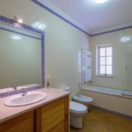 D. Sebastiao Townhouse