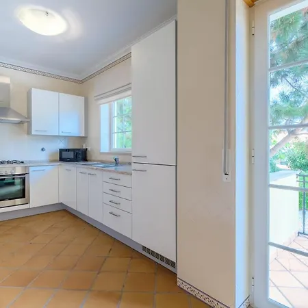 D. Sebastiao Townhouse