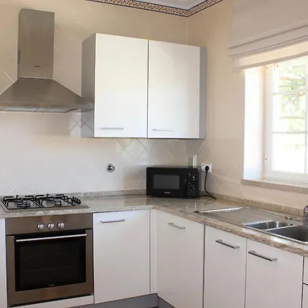 Dom wakacyjny D. Sebastiao Townhouse *